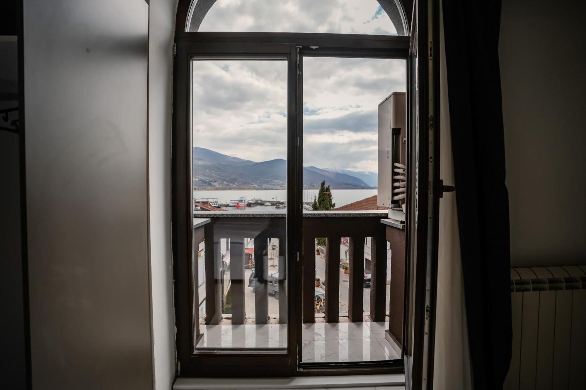 District&Delago Villa & Resturant Ohrid Exterior foto